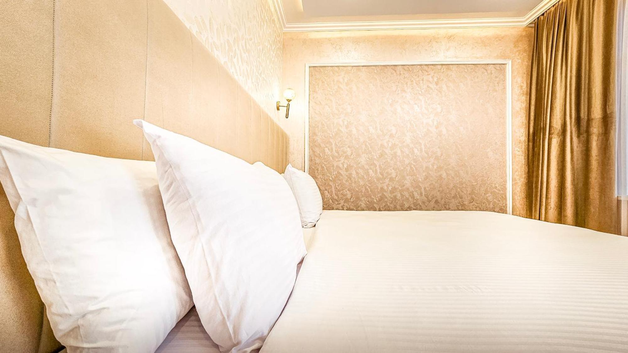 Hotel Bankir 希瓦 外观 照片