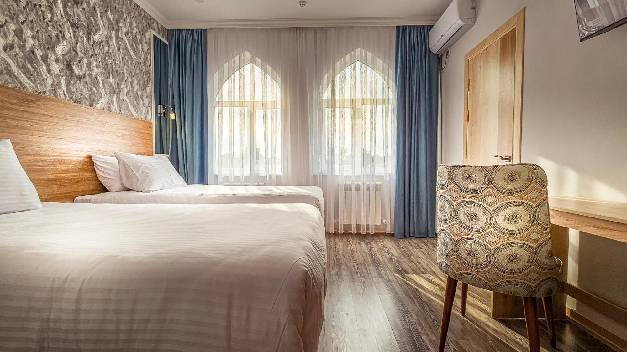 Hotel Bankir 希瓦 外观 照片
